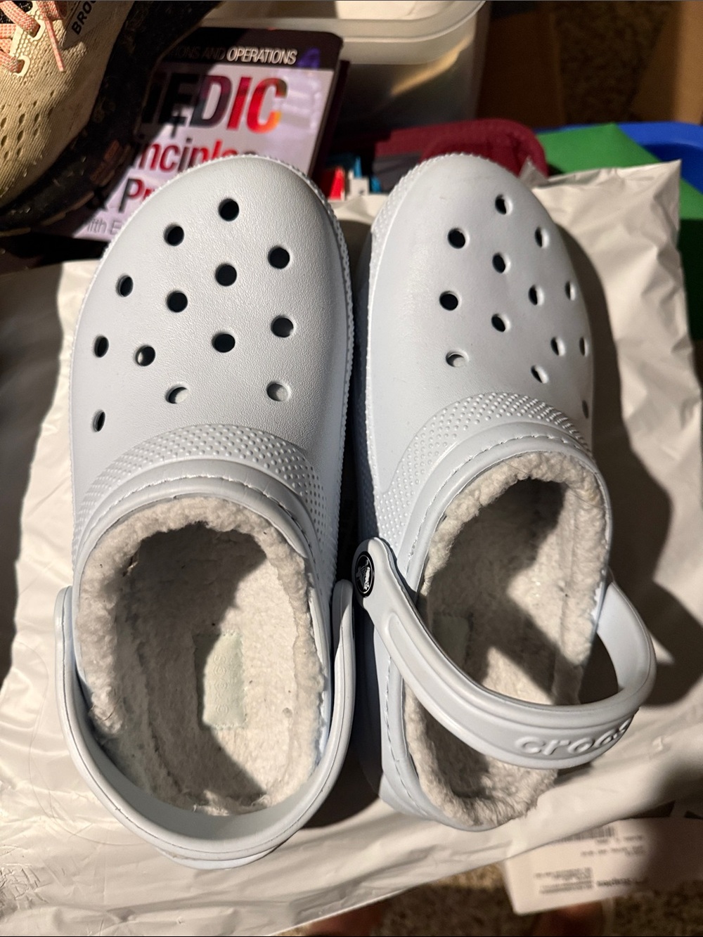 Crocs women Classic Lined Clog - light blue